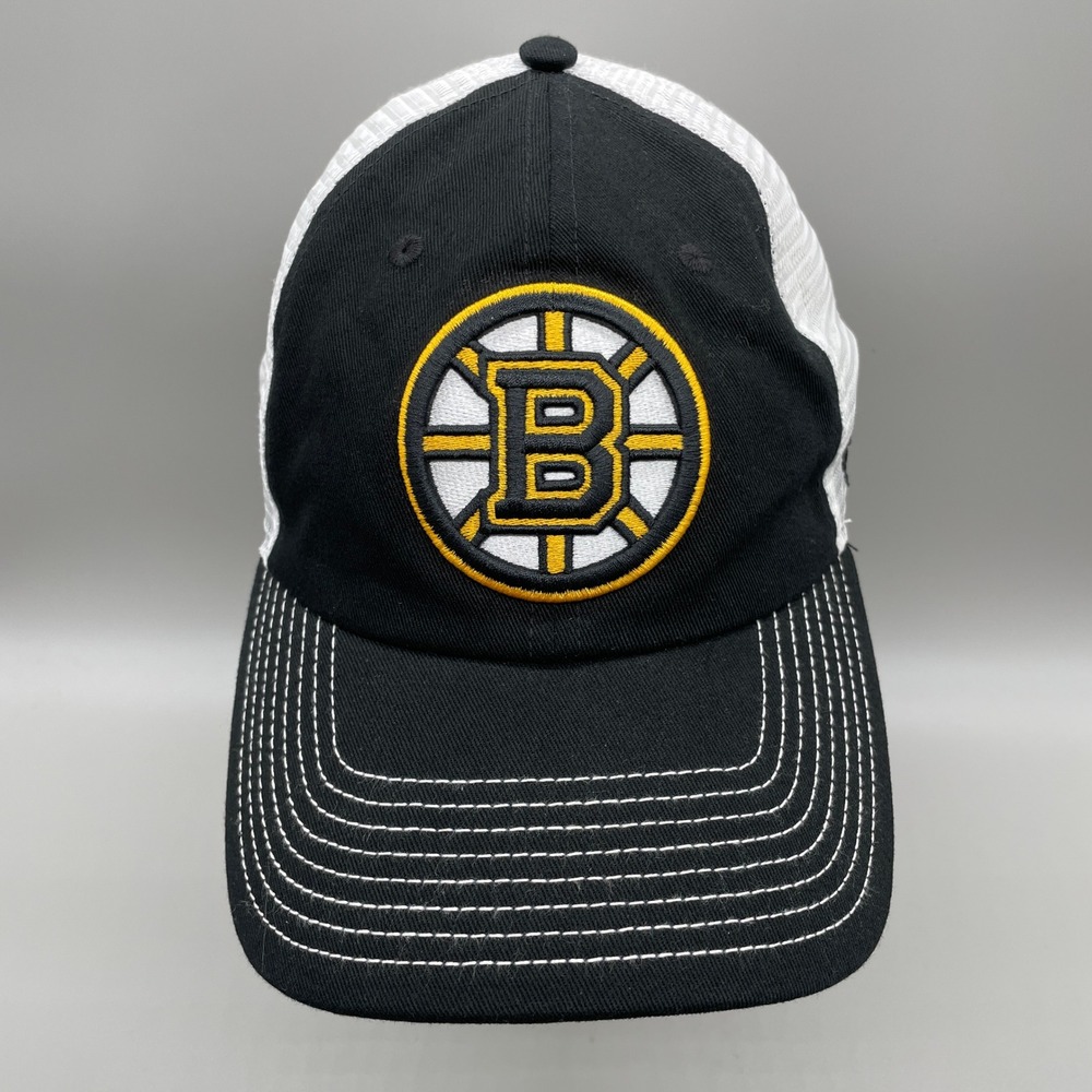 Boston Bruins Hat Mens OSFM Black White Mesh Back Snapback Trucker NHL Fanatics